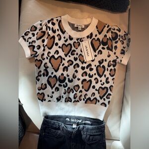 Adorable set for little girls 
Cheetah crop sweater and jeans